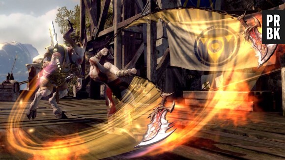 God of War Ascension : Kratos en pleine action avec ses lames du chaos