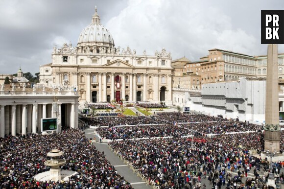 Le Vatican ne résiste pas aux téléchargements illégaux