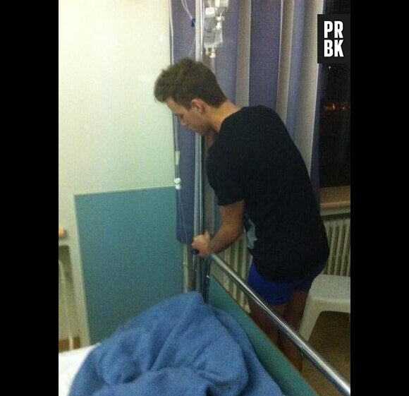 Chris Bieber a posté une photo de lui à l'hôpital, un cliché qui a littéralement choqué sur les réseaux sociaux.