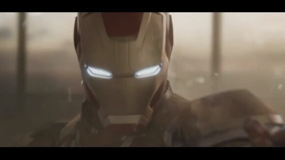 Iron Man 3 : Tony Stark dévoile sa nouvelle technologie dans un extrait spectaculaire