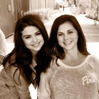Selena Gomez bientôt grande soeur : une twitpic pour annoncer la bonne nouvelle