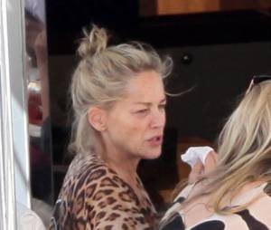 Sharon Stone sans maquillage, lendemain difficile à Cannes 2013 le 23 mai
