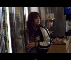 Gabrielle Aplin dans son clip "Home".