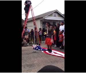 Lil Wayne piétine le drapeau américain