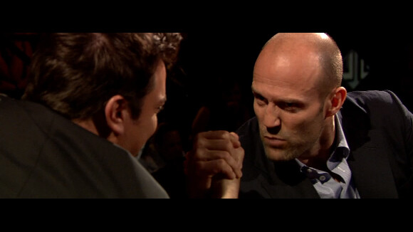 Jason Statham : bras de fer délirant avec Jimmy Fallon