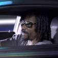 Snoop Dogg au volant de son bolide dans le clip de Let The Bass Go