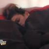 Les Anges de la télé-réalité 5 : la production dépose les micros des candidats quand ils dorment.