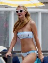 Paris Hilton en maillot de bain Topshop à Los Angeles le dimanche 7 juillet 2013