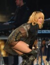 Rihanna, reine des poses sexy sur scène