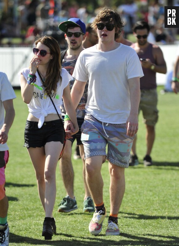 Emma Roberts et Evan Peters au festival de Coachella 2013