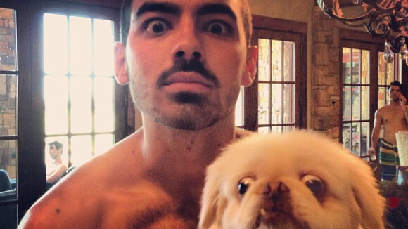Joe Jonas torse nu sur Instagram... pour concurrencer son frère Nick ?