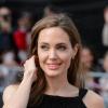 Angelina Jolie aurait du croiser Jennifer Aniston dimanche dans l'avion Los Angeles-Londres