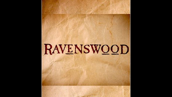 Ravenswood saison 1 : un couple et un beau gosse débarquent