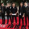 Zayn Malik et les One Direction sur le tapis rouge de This Is Us, le 20 août 2013 à Londres