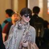 Anne Hathaway de retour à Los Angeles, dimanche 28 avril 2013