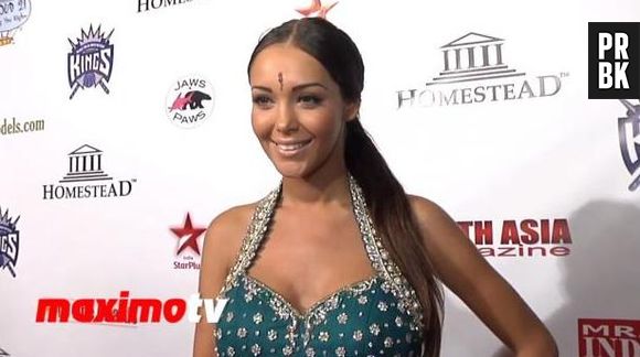Nabilla Benattia : 10 000 euros pour une interview