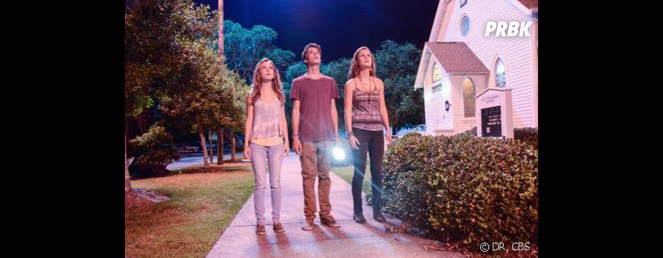 Under the Dome saison 1, épisode 13 : Britt Robertson, Mackenzie Lintz