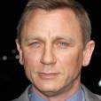 James Bond : Daniel Craig va encore voyager