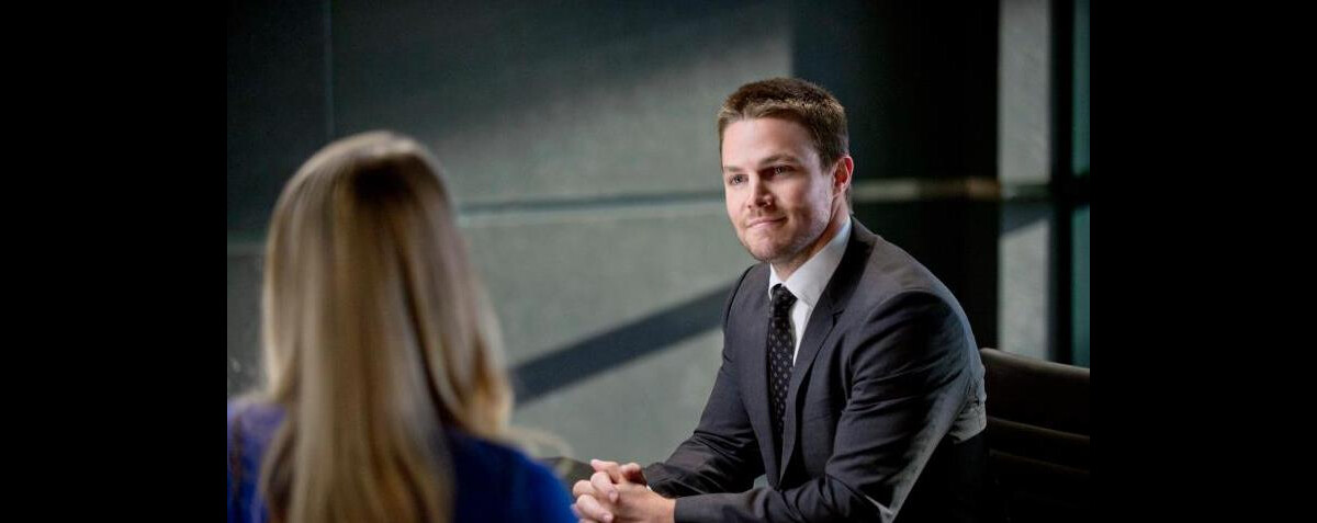 Photo : Arrow saison 2 : nouveau job pour Oliver - PureBreak