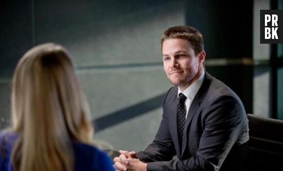 Arrow saison 2 : nouveau job pour Oliver