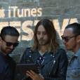 30 Seconds to Mars : Jared Leto et son groupe racontent leur vie en tournée