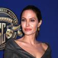 Angelina Jolie, menacée par un cancer du sein