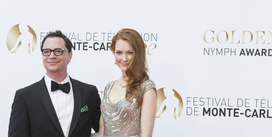 Darby Stanchfield et Joshua Malina lors du Festival de télévision de Monte Carlo en juin 2013