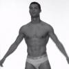 Cristiano Ronaldo : des abdos en béton