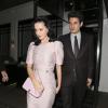Katy Perry : en robe rose pâle de mamie lors d'une sortie en amoureux avec John Mayer à Londres