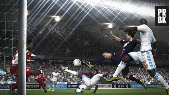 FIFA 14 sort le 22 novembre sur Xbox One et le 29 novembre sur PS4