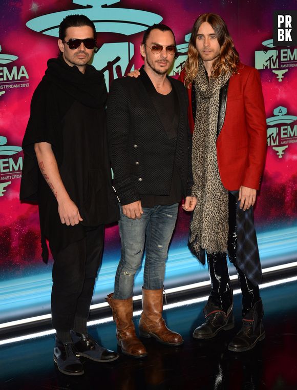 sur le tapis rouge des MTV EMA 2013 à Amsterdam, le 10 novembre 2013