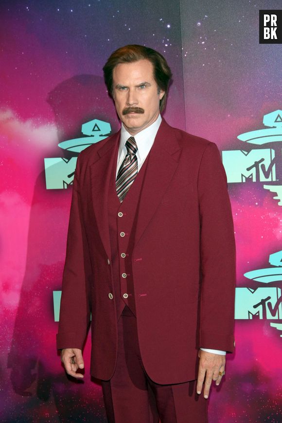 sur le tapis rouge des MTV EMA 2013 à Amsterdam, le 10 novembre 2013