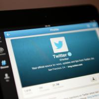 Twitter retourne sa veste : fini l&#039;envoi de DM à n&#039;importe qui