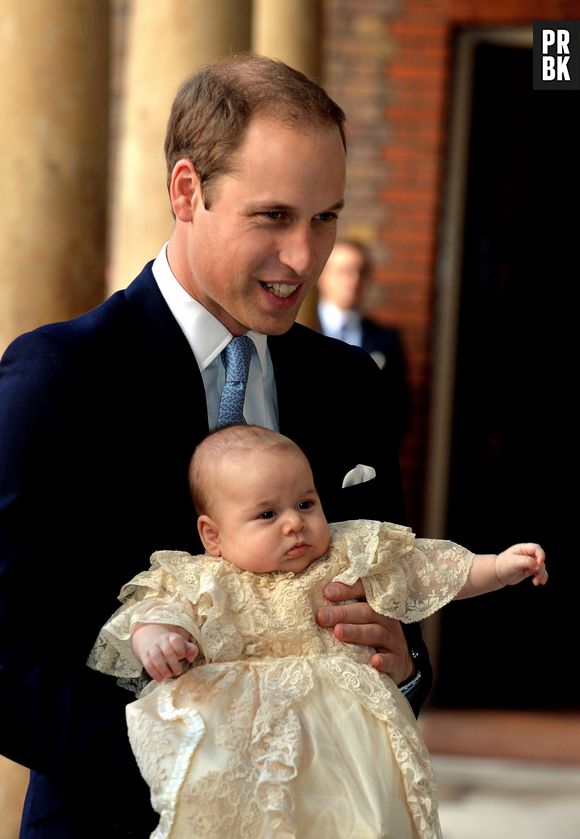 A l'occasion du baptême du Prince George, une tribu kenyane a offert des animaux à Kate Middleton et au Prince William