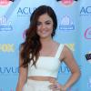 Lucy Hale sur le tapis rouge des Teen Choice Awards 2013