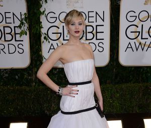 Jennifer Lawrence sur le tapis rouge des Golden Globes 2014