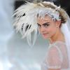 Cara Delevingne en mariée lors du défilé Chanel pour la Fashion Week de Paris le 21 janvier 2014