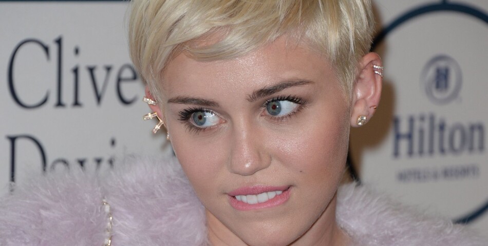 Miley Cyrus lors d&#039;une soirée pré-Grammy Awards le 25 janvier 2014