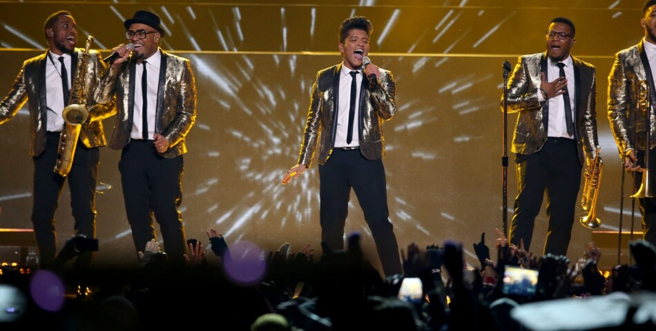 Bruno Mars fait monter la température au Super Bowl 2014 le 2 février 2014