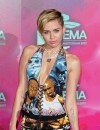 Miley Cyrus : fashion fail sur le tapis rouge des MTV European Music Awards 2013