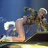 Miley Cyrus sexy à Las Vegas, le 1er mars 2014, pour le Bangerz Tour