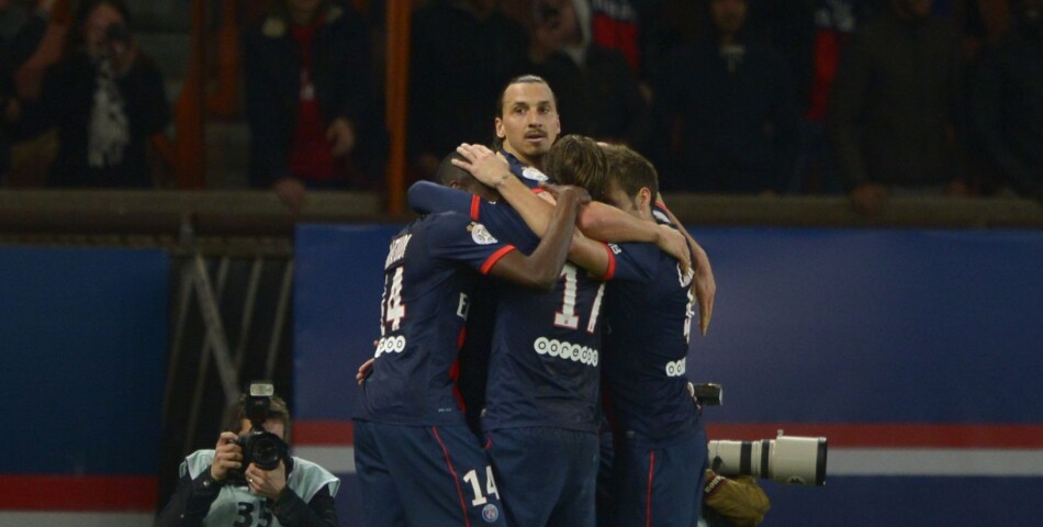 Zlatan Ibrahimovic fête son but pendant PSG VS Saint-Etienne, le 16 mars 2014 au Parc des Princes