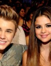 Justin Bieber et Selena Gomez en couple aux Teen Choice Awards 2012