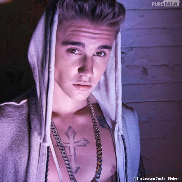 Justin Bieber : son nouveau tatouage en forme de croix fait... en avion