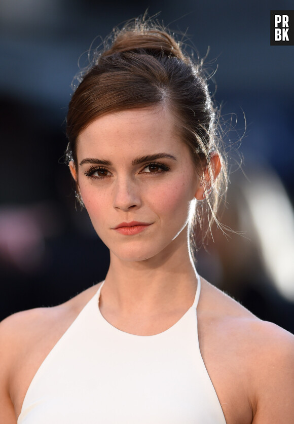 Emma Watson "so" chic pour l'avant-première de Noé, le 31 mars 2014