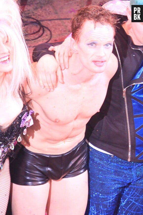 Neil Patrick Harris sans son costume de drag queen dans la comédie musicale Hedwig and the Angry inch au Belasco Theater de New York, le 31 mars 2014
