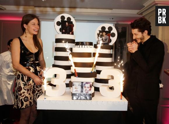 Pierre Niney et Adèle Exarchopoulos, jeunes acteurs récompensés des prix Patrick Dewaere et Romy Schneider 2014, à Paris le 8 avril 2014