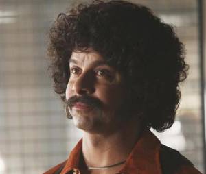 Castle saison 6 : Esposito a une moustache