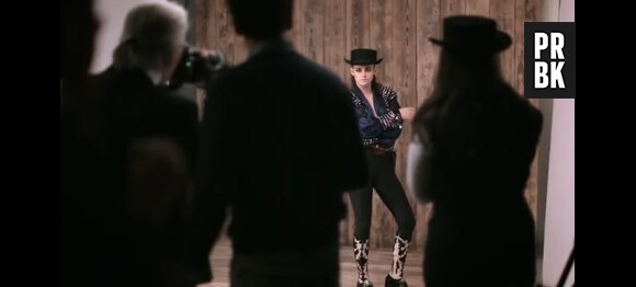 Kristen Stewart dans un making-of de Chanel