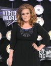 Adele tease son retour sur Twitter pour ses 26 ans